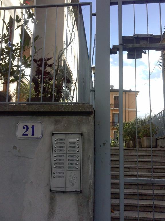 Mansarda Raggio Di Sole Bed & Breakfast Verona Exterior photo